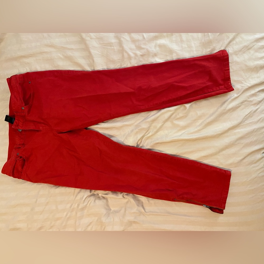 Londen Jean Red Cropped Pants size 10